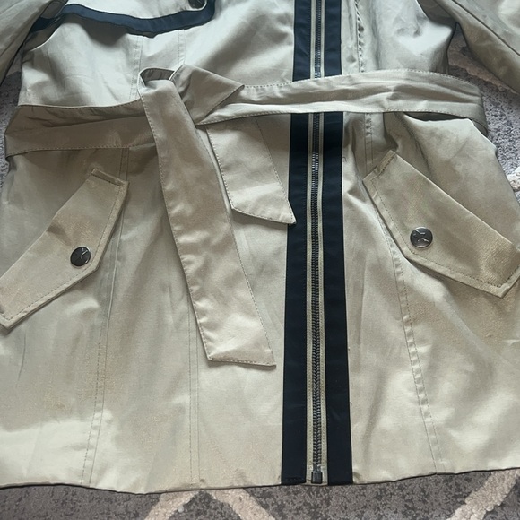 Circus by Sam Edelman rain coat - Picture 4 of 9